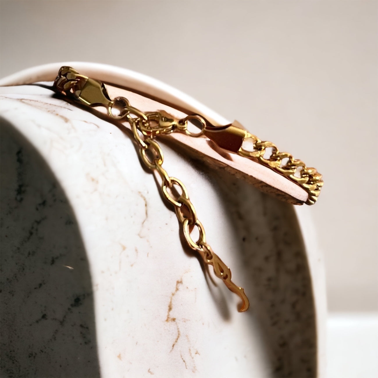 LOVE LINK BRACELET 18K GOLDPLATED